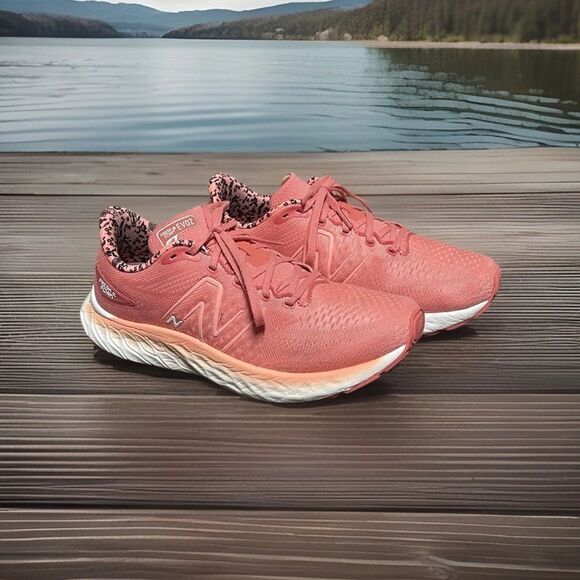 New Balance Fresh Foam X EVOZ v3 Women's Desert Pink Running Shoes Size 10B - Picture 1 of 16